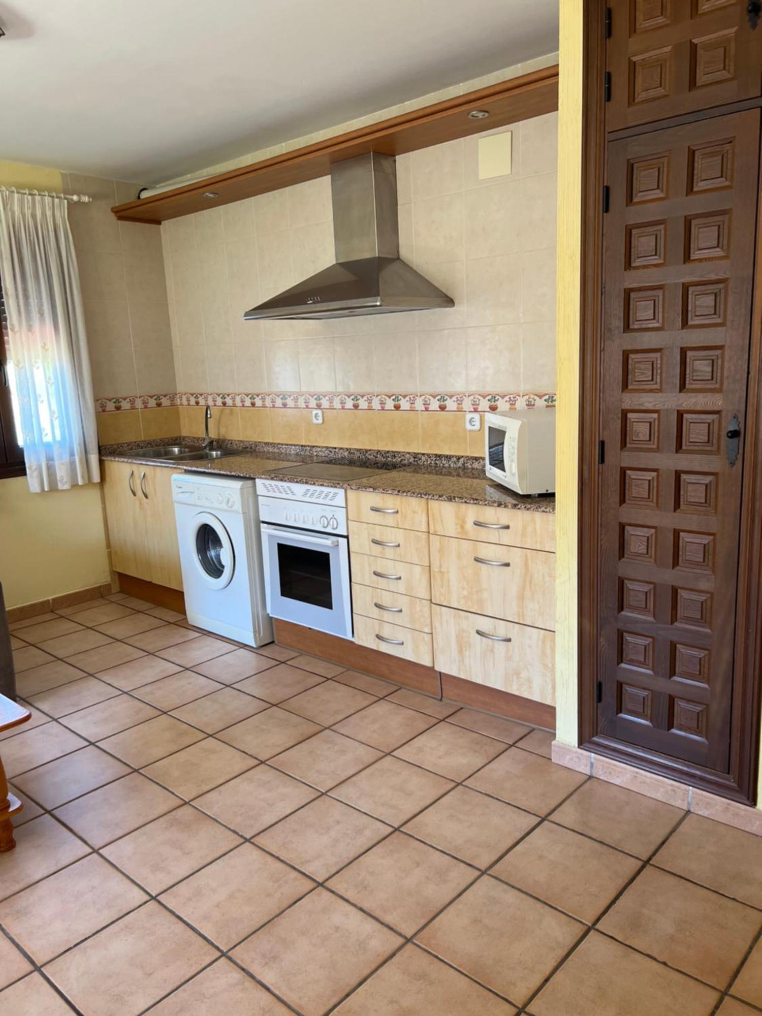 Apartamentos Los Parrales ビジャルバ・デ・ラ・シエラ エクステリア 写真
